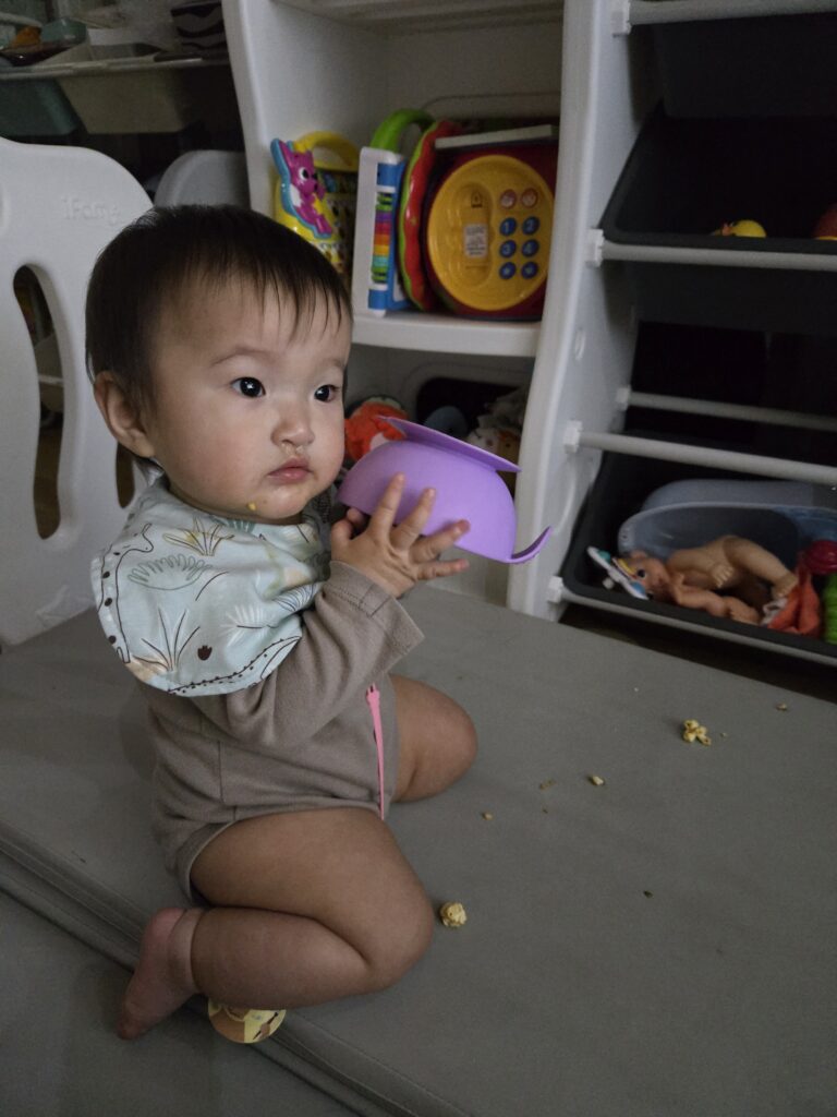 아기 W자세 다리 모양 설명