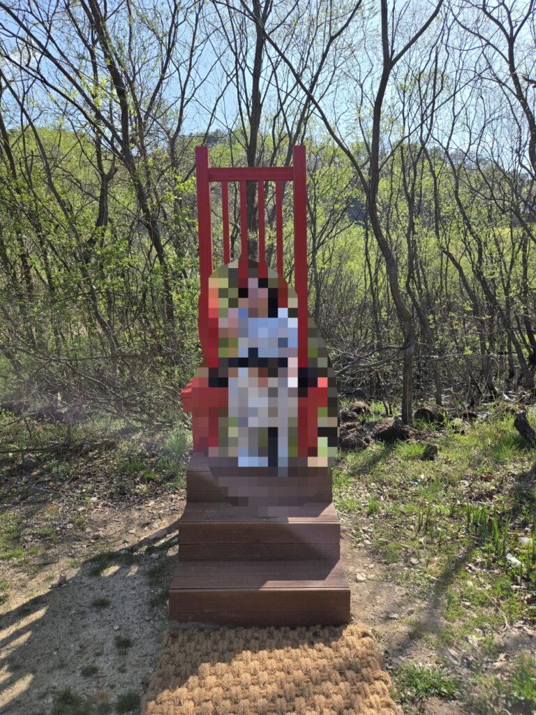 햇빛 반짝이는 윤슬 포토존 풍경 사진