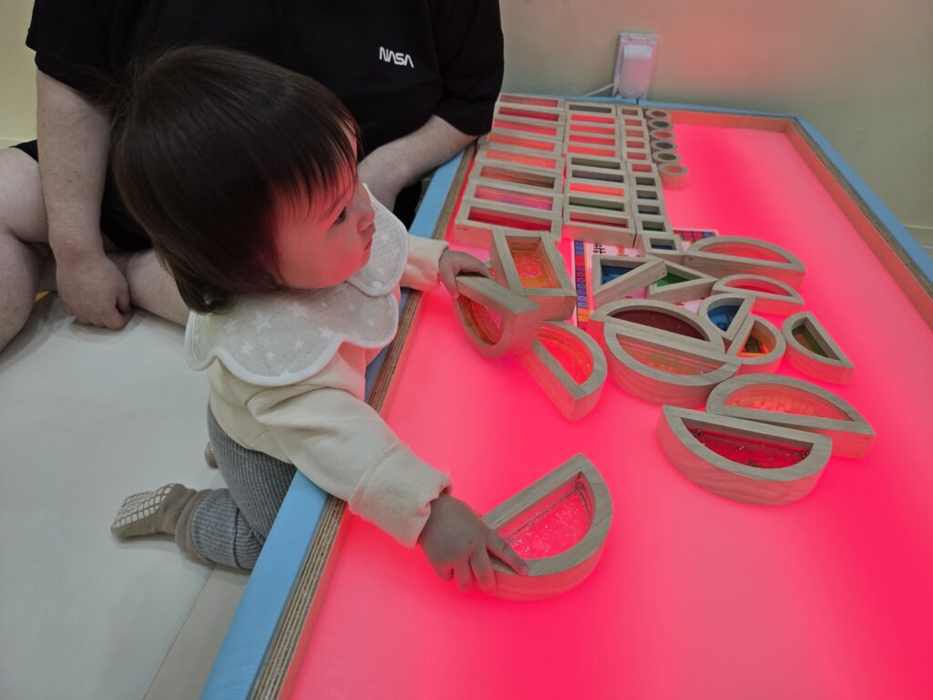 아이들이 함께 노는 장난감도서관 실내 환경